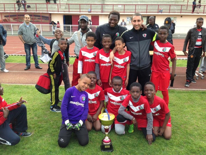 champions tournoi Fréville avec dirigeants